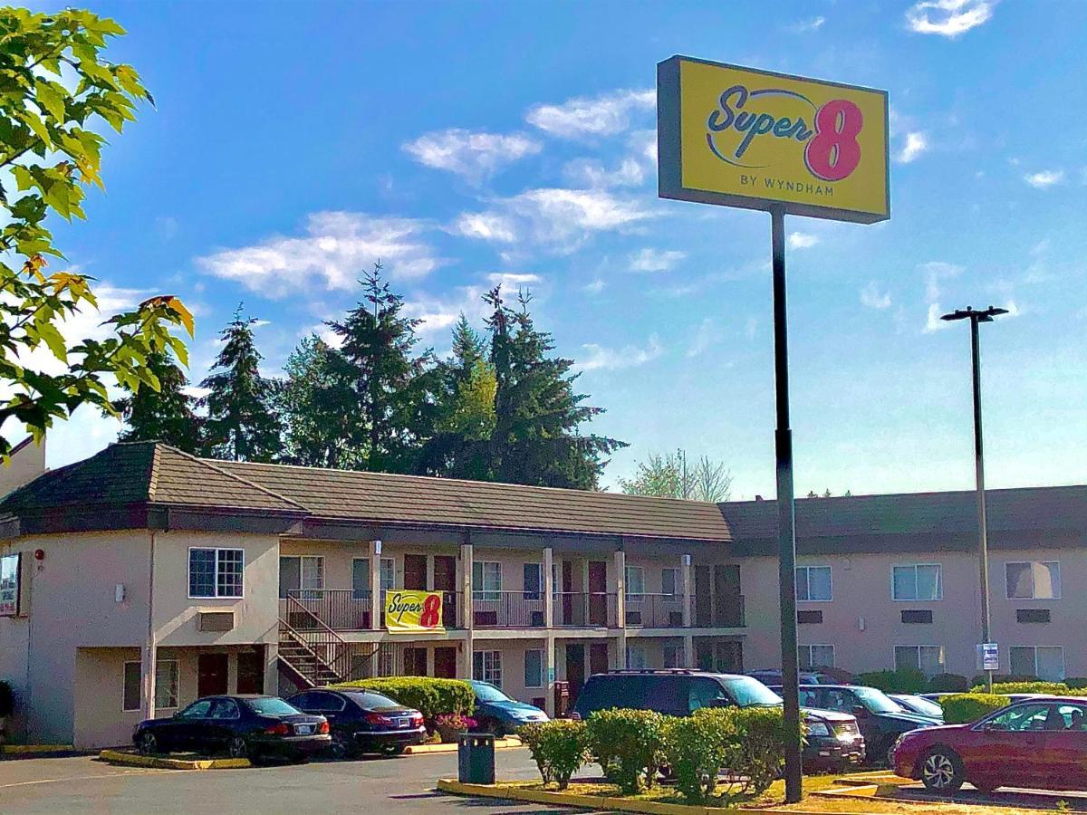 Super 8 By Wyndham Lynnwood Motel Eksteriør billede